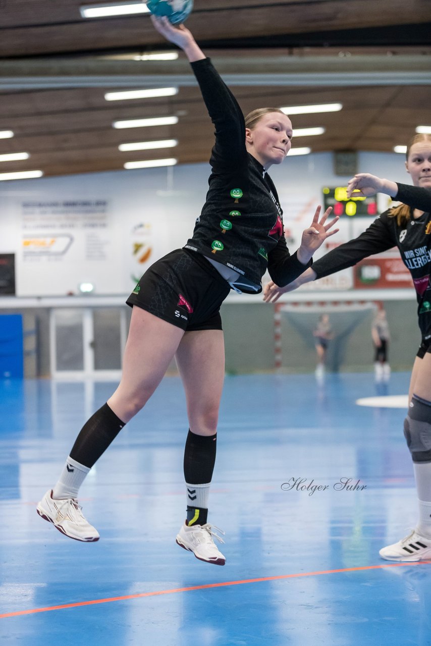 Bild 180 - wBJ TSV Ellerbek - TSV Uetersen : Ergebnis: 15:10